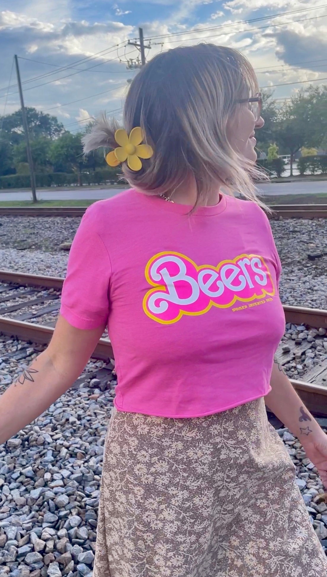 beer barbie shirt - pink